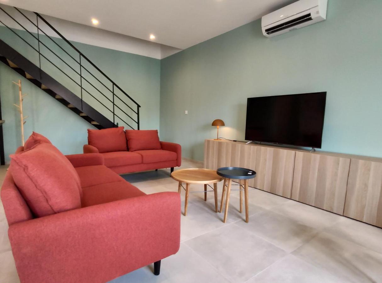 Appartamento Colormix 3 Etoiles - 95M2 Plein Centre - Ensoleille Climatise Mèze Esterno foto