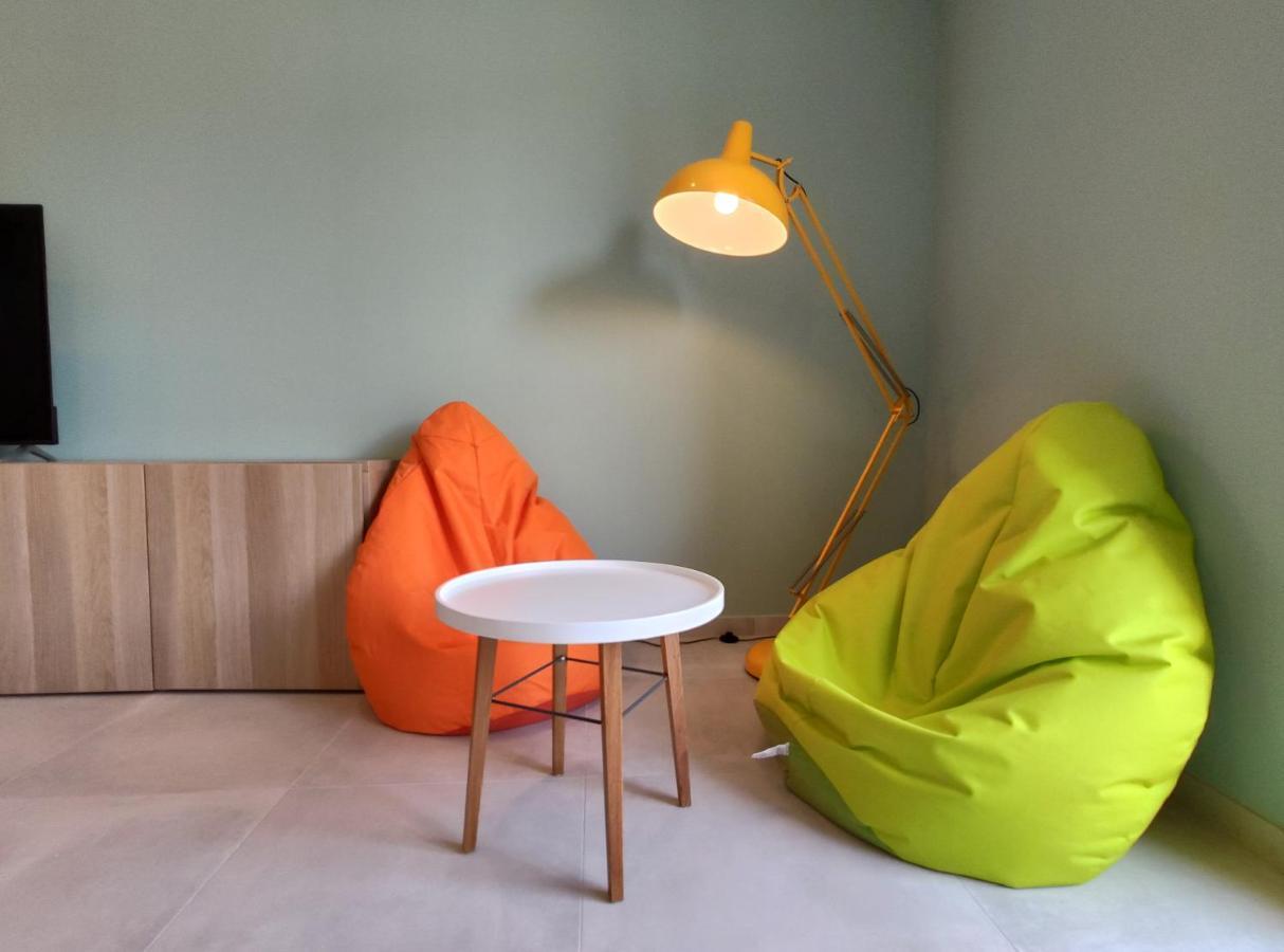 Appartamento Colormix 3 Etoiles - 95M2 Plein Centre - Ensoleille Climatise Mèze Esterno foto